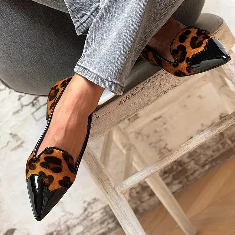 Refined animal-printed ballet flats