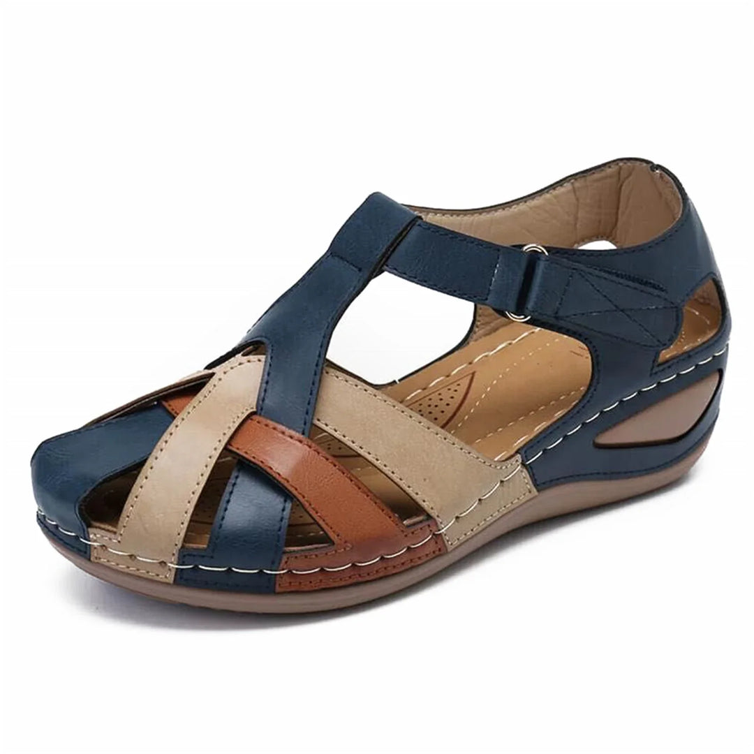 Emerald – Sandals with Interlaced Straps and Ergonomic Sole