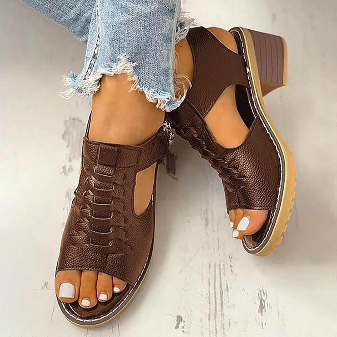 Valentina – Braided Sandals with Heel and Chain Detail